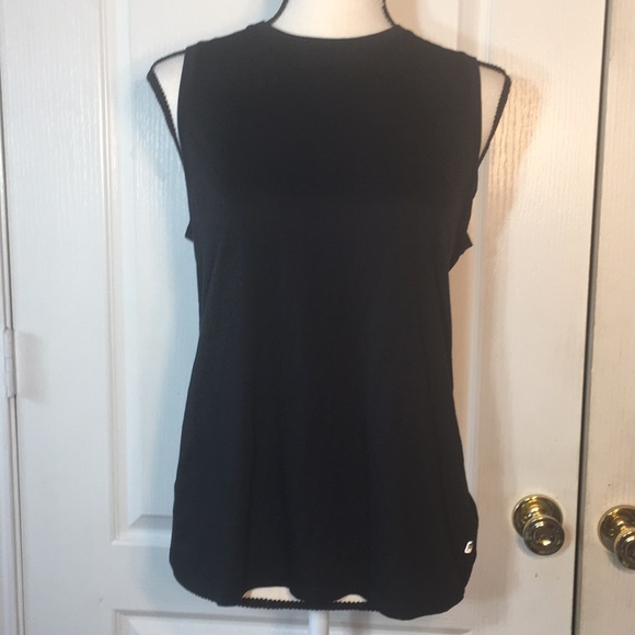 Fabletics Tops - Fabletics black tank w/ ruching & lower back open
